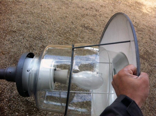 cabeza farola metal cristal (20eu.)